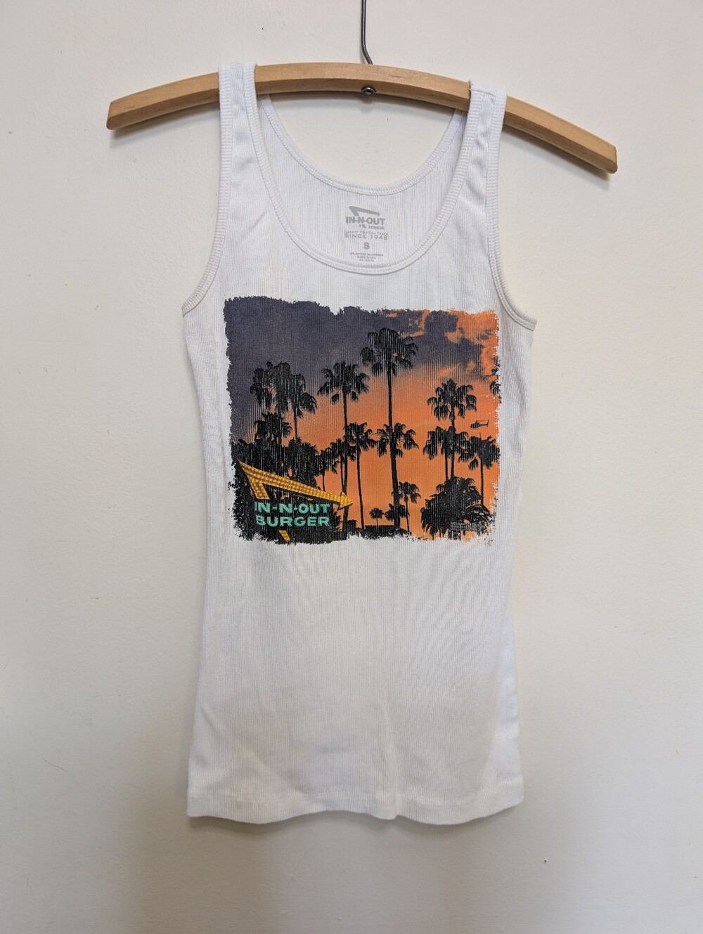 In-N-Out Burger Palm Tree Graphic Ribbed Tank Top White Size S